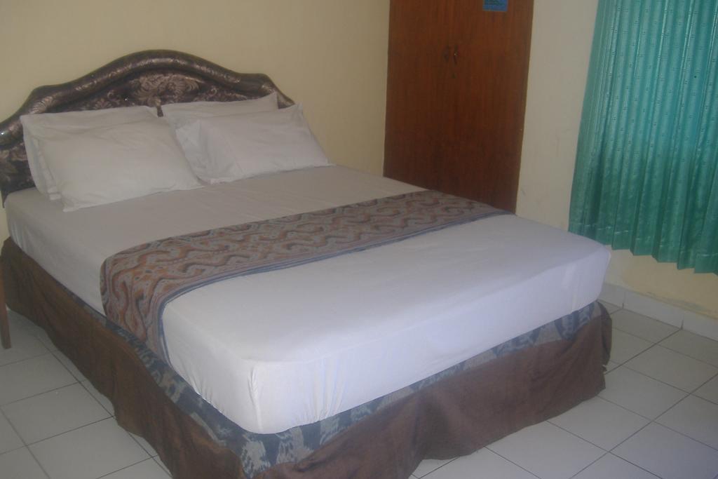 Mustika Inn Kuta  Room photo