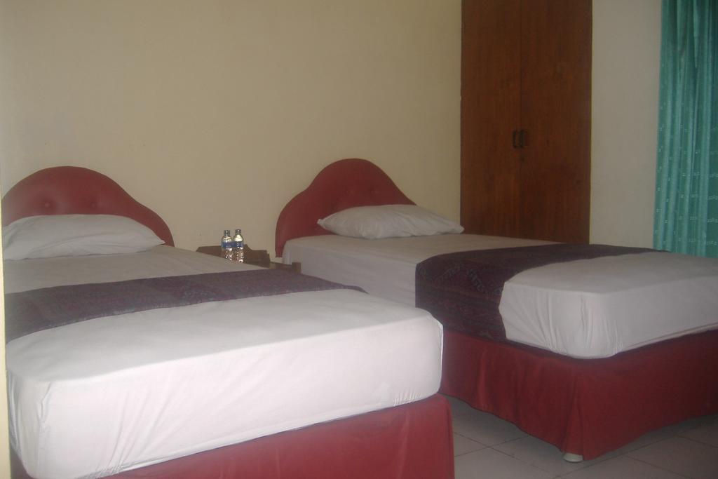 Mustika Inn Kuta  Room photo