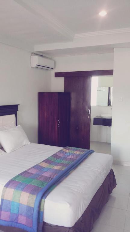 Mustika Inn Kuta  Room photo
