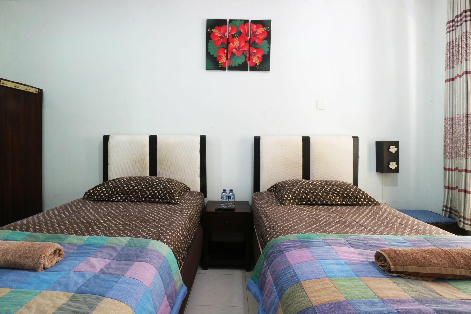 Mustika Inn Kuta  Exterior photo