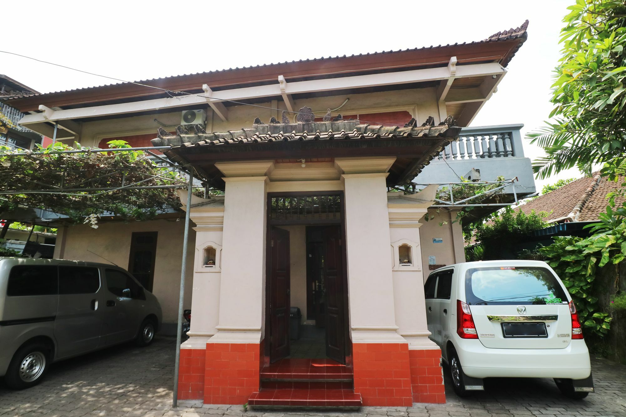 Mustika Inn Kuta  Exterior photo