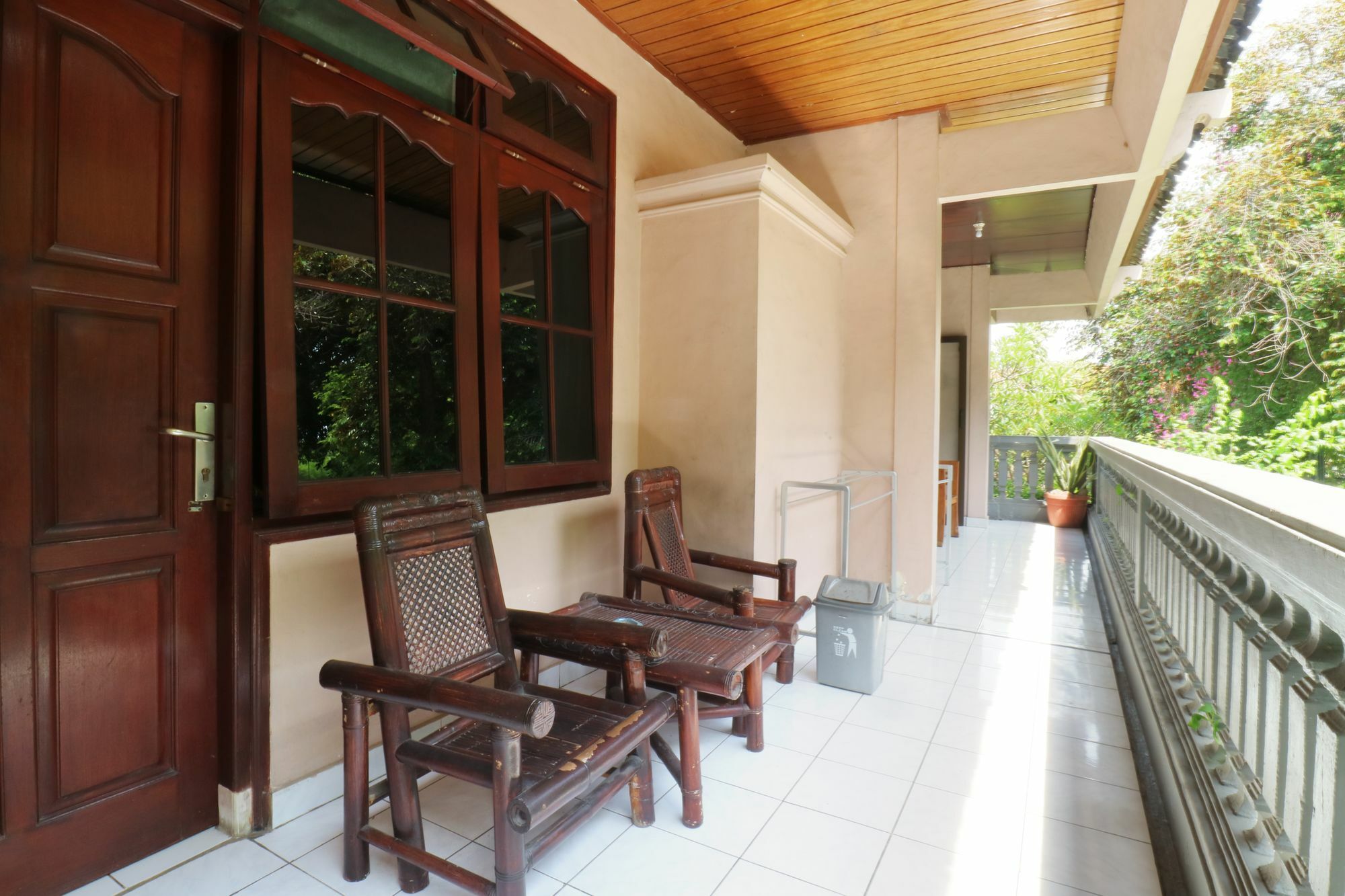 Mustika Inn Kuta  Exterior photo